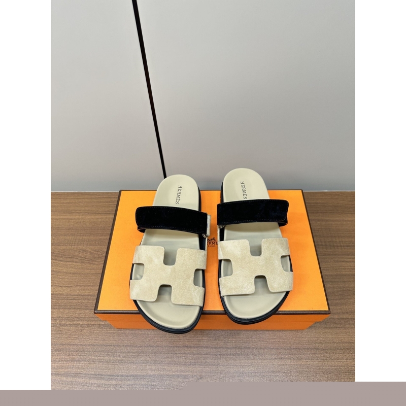 H**mes slippers